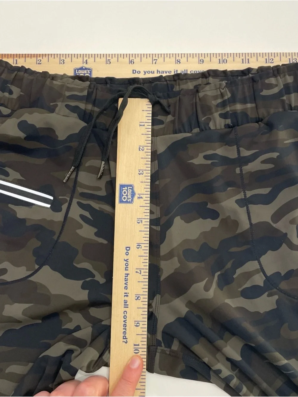 Camo Drawstring Jogger Pants, size M